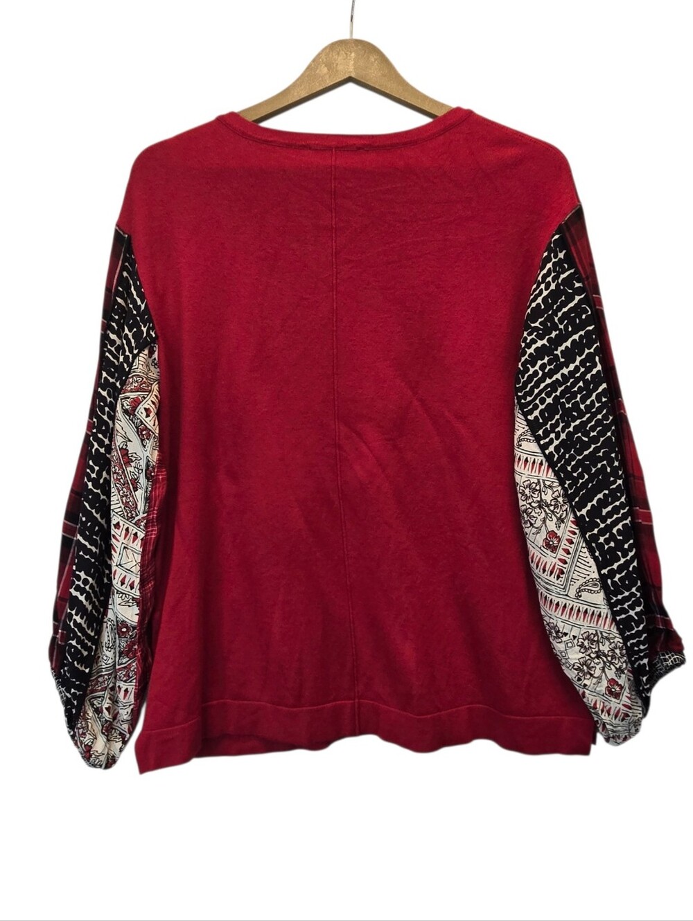 JOHN MARK Size S Red Lightweight Sweater NWT with Patterned L/Sl Elastic Sleeves - Picture 4 of 11